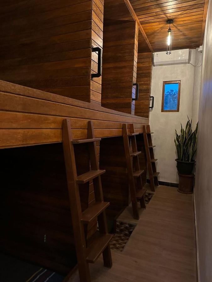 Penida Hills Hostel Batununggul Eksteriør billede